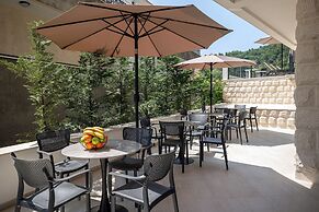 Adriatic Apartments