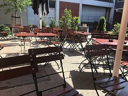 HafenTraum IndoorHostelCamp