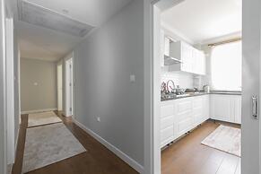 Royal Comfort Suites