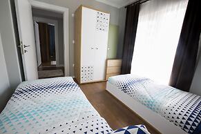 Royal Comfort Suites