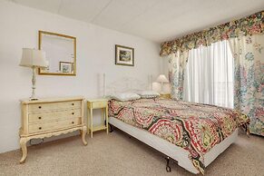 Polynesian 502 1 Bedroom Condo by RedAwning