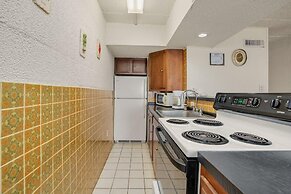 Polynesian 502 1 Bedroom Condo by RedAwning