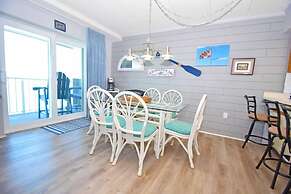 Harbour Island 303L 2 Bedroom Condo by RedAwning