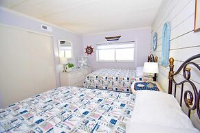 Harbour Island 303L 2 Bedroom Condo by RedAwning