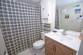 Harbour Island 303L 2 Bedroom Condo by RedAwning