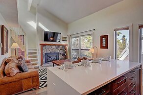 Lances West 13 1 Bedroom Condo by RedAwning