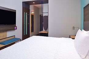 Tru by Hilton Coppell DFW Airport North