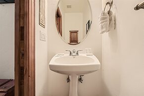 Highland Greens Spruce 3 Bedroom Townhouse by RedAwning