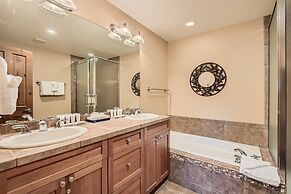 Highland Greens Spruce 3 Bedroom Townhouse by RedAwning