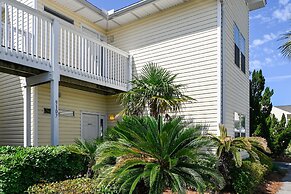 Sandpiper Cove 9107 3 Bedroom Condo by RedAwning