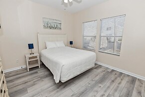 Sandpiper Cove 9107 3 Bedroom Condo by RedAwning