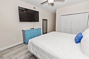 Sandpiper Cove 9107 3 Bedroom Condo by RedAwning