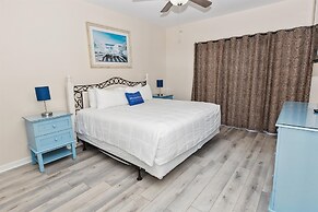 Sandpiper Cove 9107 3 Bedroom Condo by RedAwning