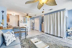 Sandpiper Cove 8229 Studio Bedroom Condo by RedAwning