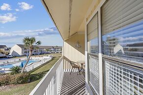 Sandpiper Cove 8208 Studio Bedroom Condo by RedAwning