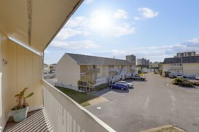 Sandpiper Cove 8208 Studio Bedroom Condo by RedAwning