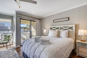 Sandpiper Cove 8208 Studio Bedroom Condo by RedAwning