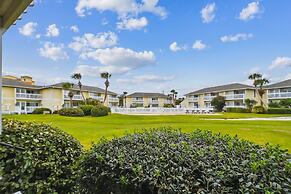 SPC 1034 is a Pet Friendly 1 BR with Free Beach Service for 2! by RedA