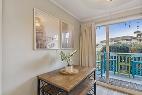 SPC 1034 is a Pet Friendly 1 BR with Free Beach Service for 2! by RedA