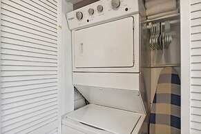 SPC 1034 is a Pet Friendly 1 BR with Free Beach Service for 2! by RedA