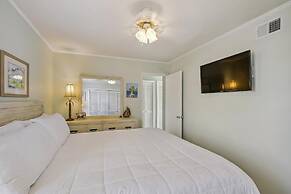 Sandpiper Cove 2041 1 Bedroom Condo by RedAwning