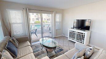 Poolside S 101 2 Bedroom Condo by RedAwning