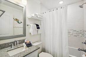 Sandpiper Cove 1129 2 Bedroom Condo by RedAwning