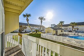 Sandpiper Cove 8112 Studio Bedroom Condo by RedAwning