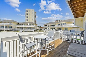 Sandpiper Cove 1125 1 Bedroom Condo by RedAwning
