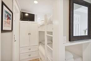Sandpiper Cove 1125 1 Bedroom Condo by RedAwning