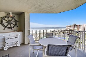 Inlet Reef 510 2 Bedroom Condo by RedAwning