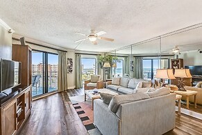 Inlet Reef 510 2 Bedroom Condo by RedAwning