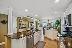 Inlet Reef 312 2 Bedroom Condo by RedAwning