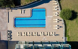 Karras Grande Resort