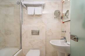 Karras Grande Resort