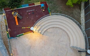 Karras Grande Resort