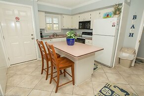 Sandpiper Cove 2119 1 Bedroom Condo by RedAwning