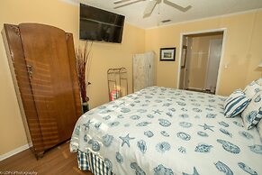 Sandpiper Cove 2119 1 Bedroom Condo by RedAwning