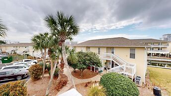 Sandpiper Cove 2042 1 Bedroom Condo by RedAwning