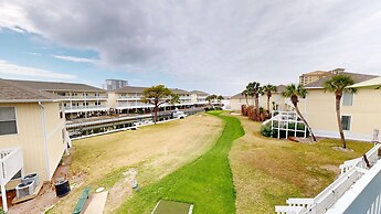 Sandpiper Cove 2042 1 Bedroom Condo by RedAwning