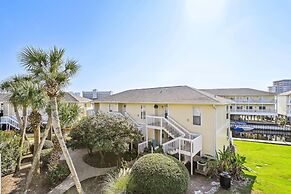 Sandpiper Cove 2042 1 Bedroom Condo by RedAwning