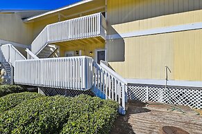 Sandpiper Cove 8113 Studio Bedroom Condo by RedAwning