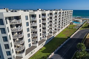 Inlet Reef 216 2 Bedroom Condo by RedAwning
