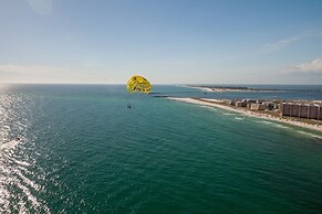 Inlet Reef 216 2 Bedroom Condo by RedAwning