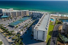 Inlet Reef 216 2 Bedroom Condo by RedAwning