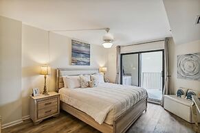 Inlet Reef 216 2 Bedroom Condo by RedAwning