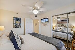 Inlet Reef 216 2 Bedroom Condo by RedAwning