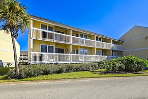 Sandpiper Cove 8245 Studio Bedroom Condo by RedAwning
