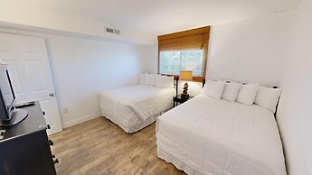 Destin On The Gulf 406 2 Bedroom Condo by RedAwning