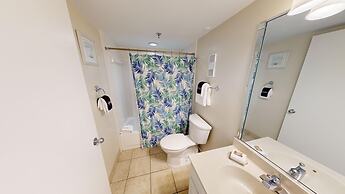Inlet Reef 603 2 Bedroom Condo by RedAwning